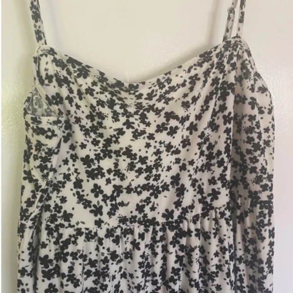Black and cream dress size XL - Picture 2 of 4